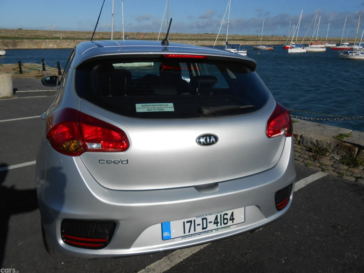 Kia Ceed Hatchback, Petrol, 2017, Grey