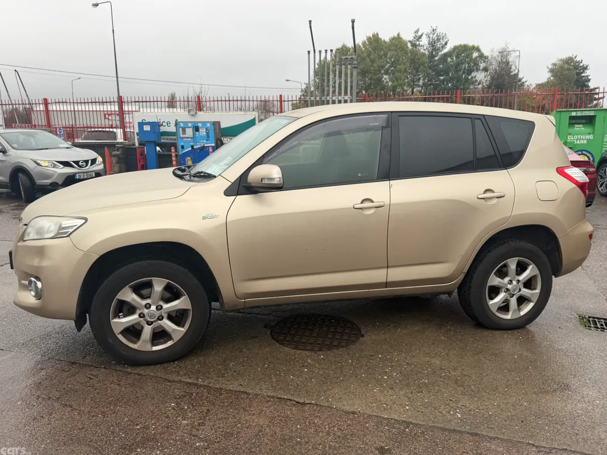 Toyota RAV4 SUV, Diesel, 2012, Beige