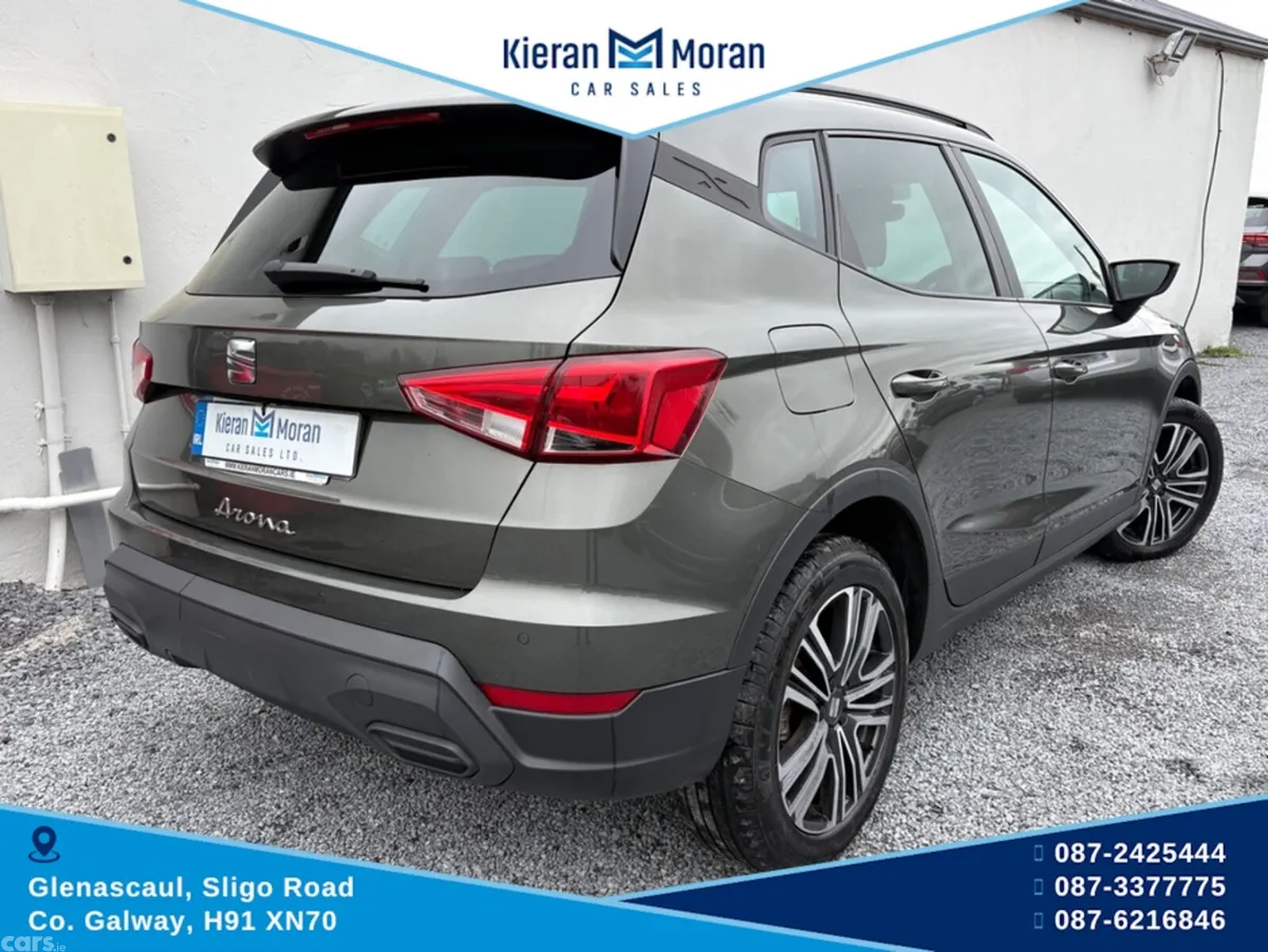 SEAT Arona Hatchback, Petrol, 2024, Green
