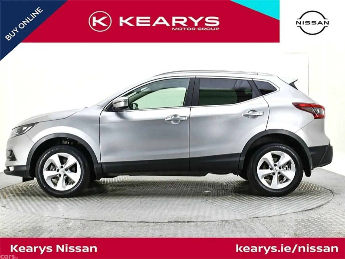 Nissan Qashqai SUV, Petrol, 2021, Silver