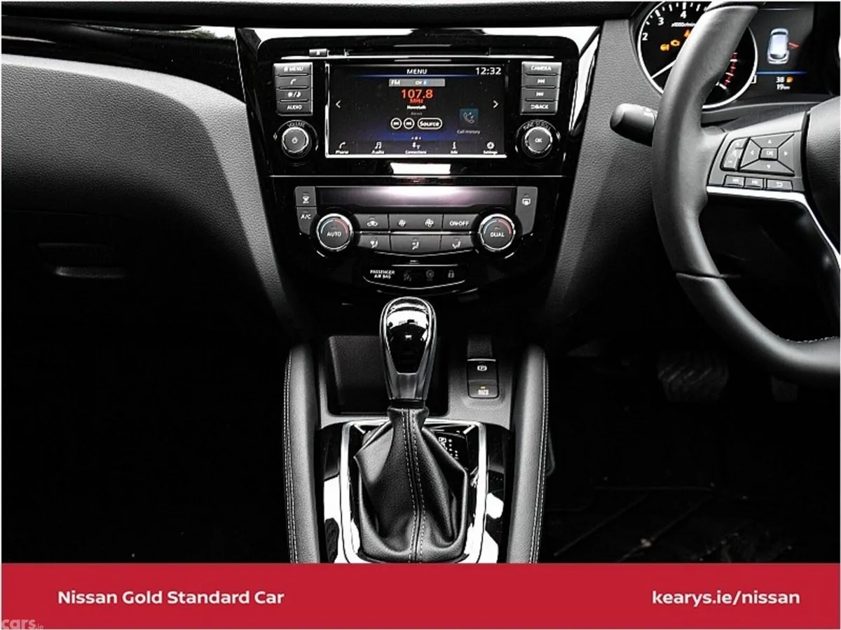 Nissan Qashqai SUV, Petrol, 2021, Silver