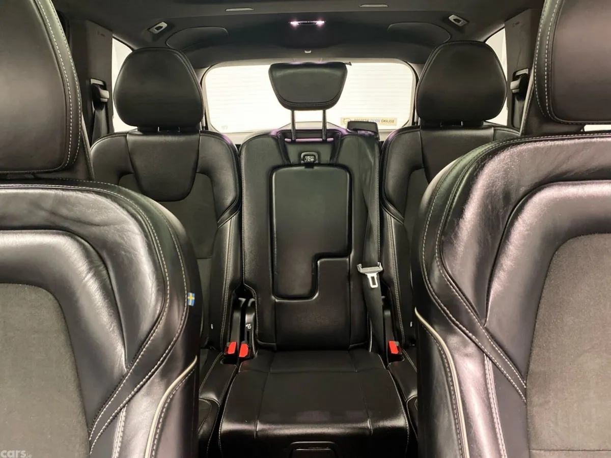 Volvo XC90 SUV, Petrol Plug-in Hybrid, 2022, Gold