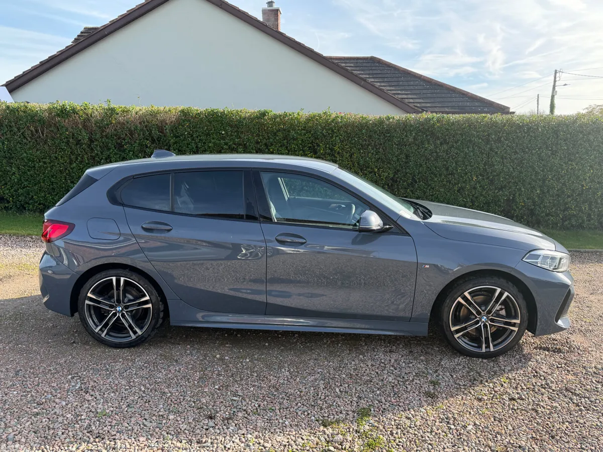 BMW 1-Series Hatchback, Diesel, 2021, Grey