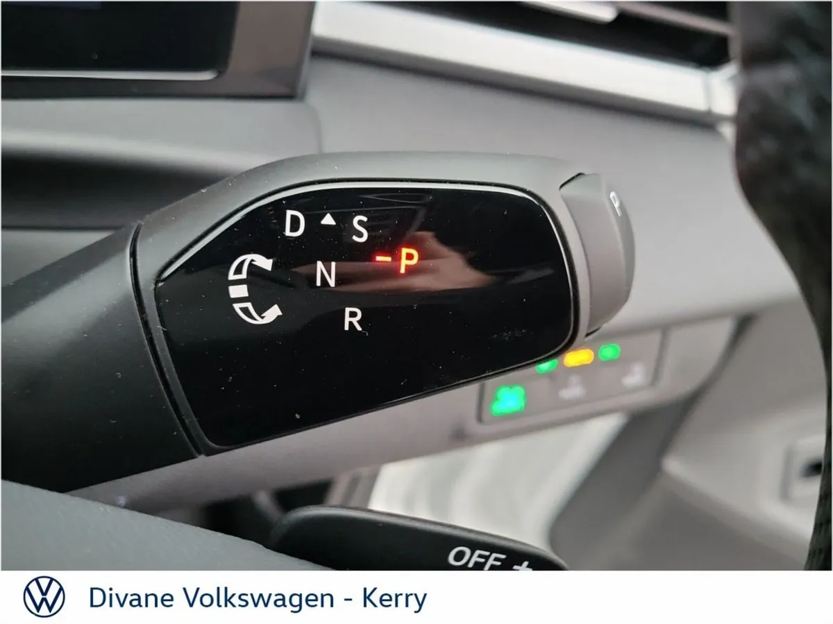 Volkswagen T-Roc Hatchback, Petrol Hybrid, 2027, White