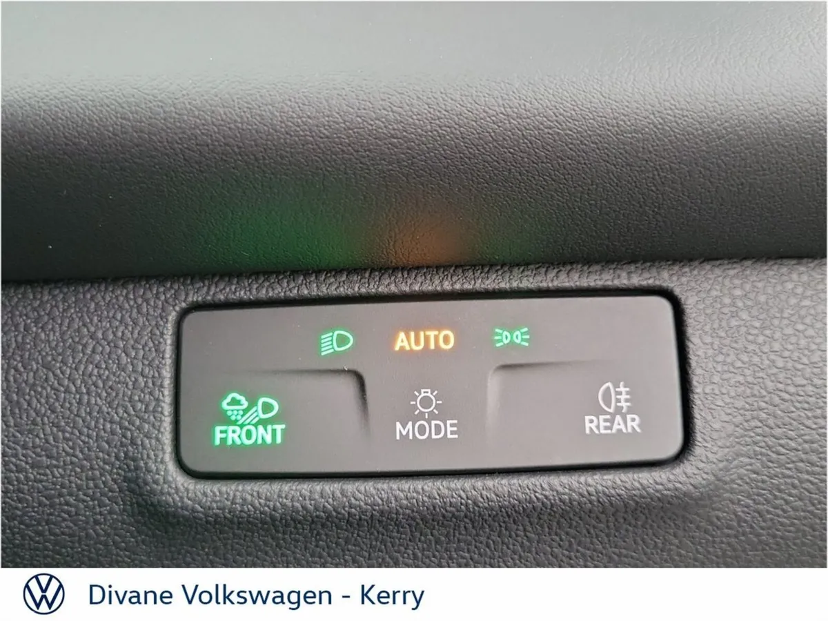 Volkswagen T-Roc Hatchback, Petrol Hybrid, 2027, White