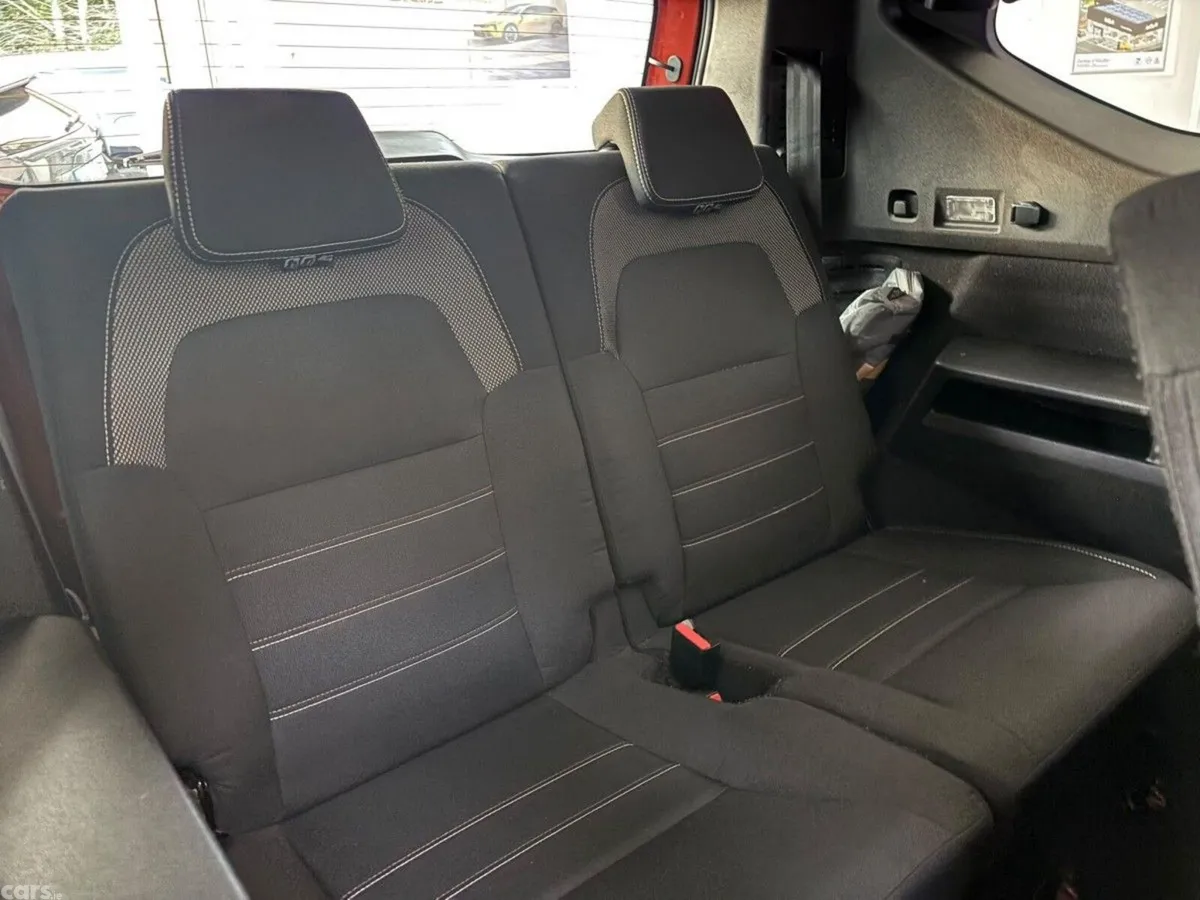 Dacia Jogger MPV, Petrol, 2023, Orange