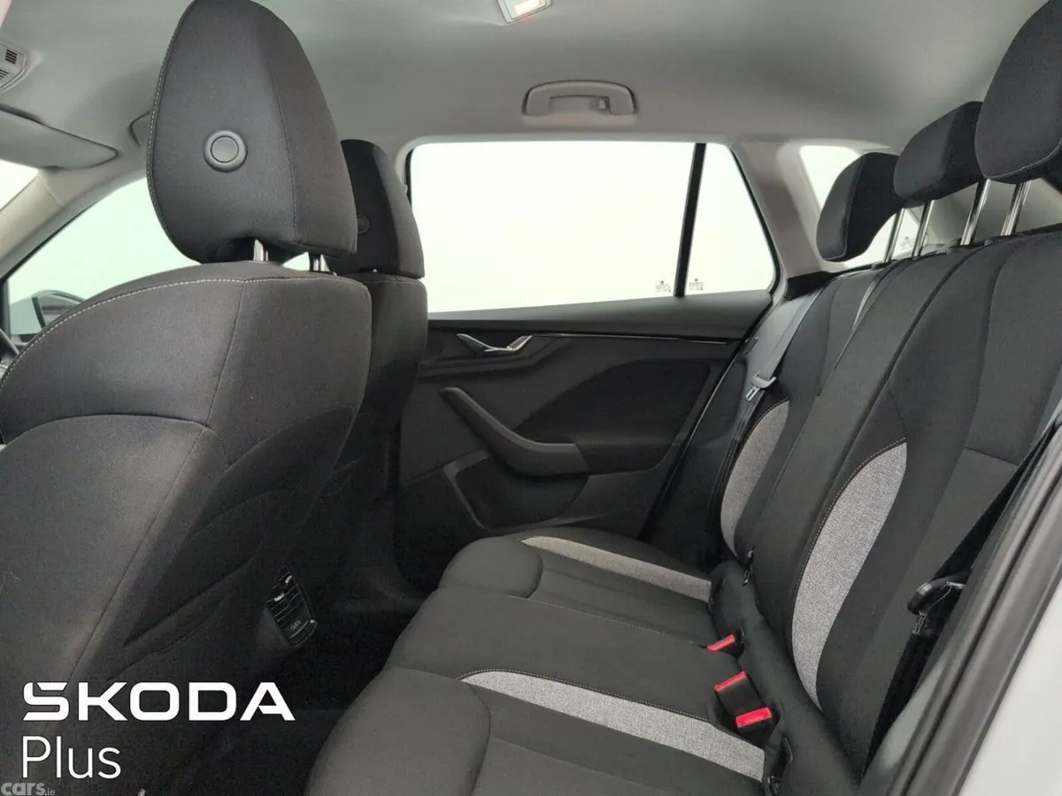 Skoda Kamiq SUV, Petrol, 2026, White