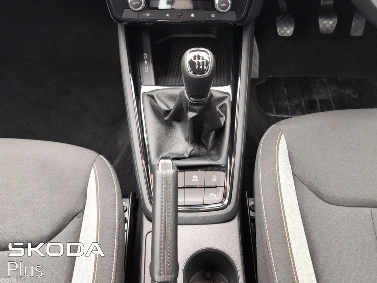 Skoda Kamiq SUV, Petrol, 2026, White
