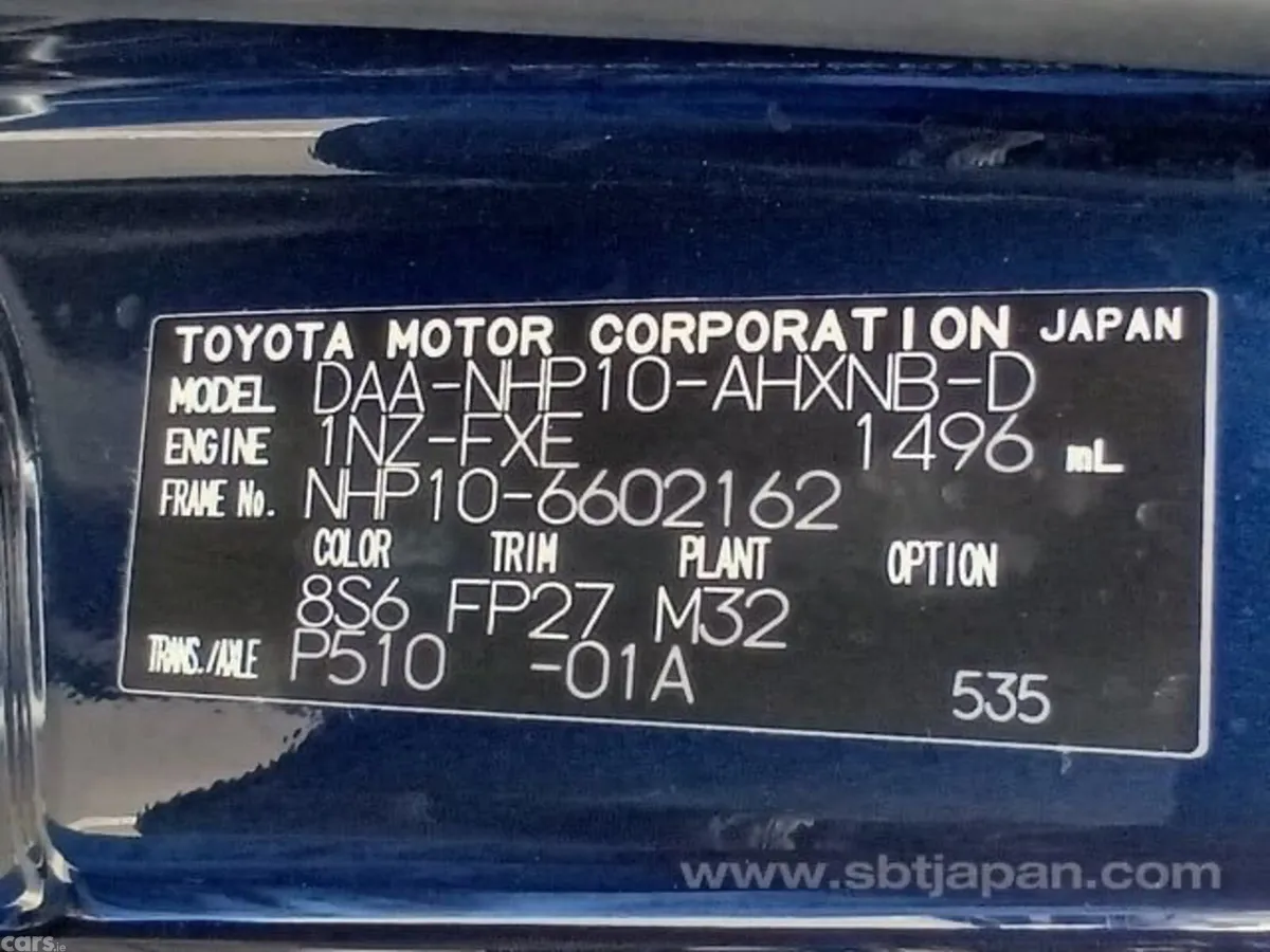 Toyota Aqua Hatchback, Petrol Hybrid, 2017, Blue