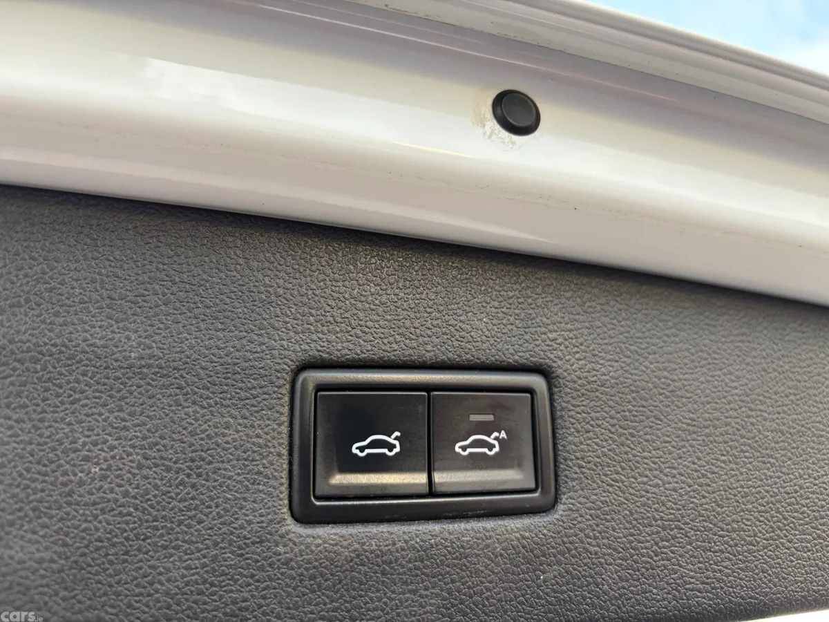 Volkswagen Tiguan Allspace SUV, Diesel, 2018, White