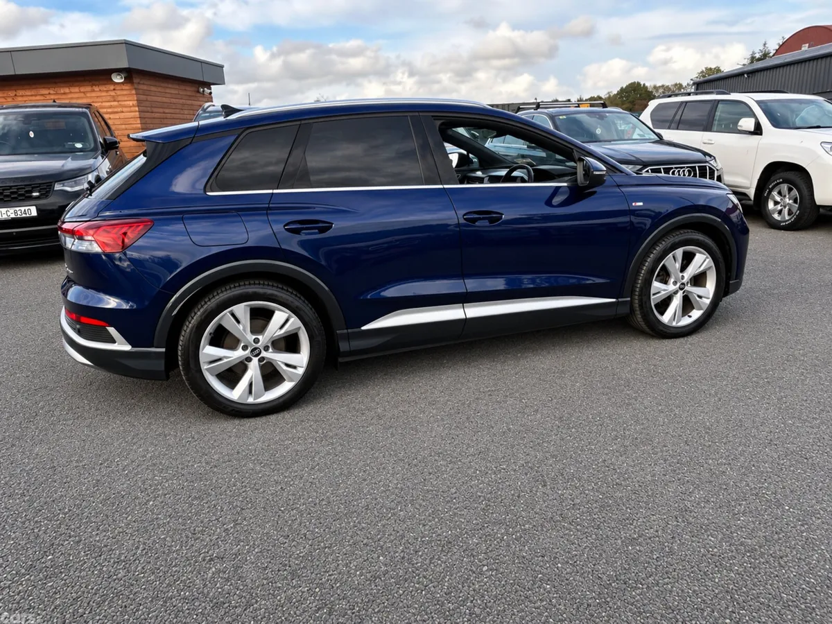 Audi e-tron SUV, Electric, 2023, Blue