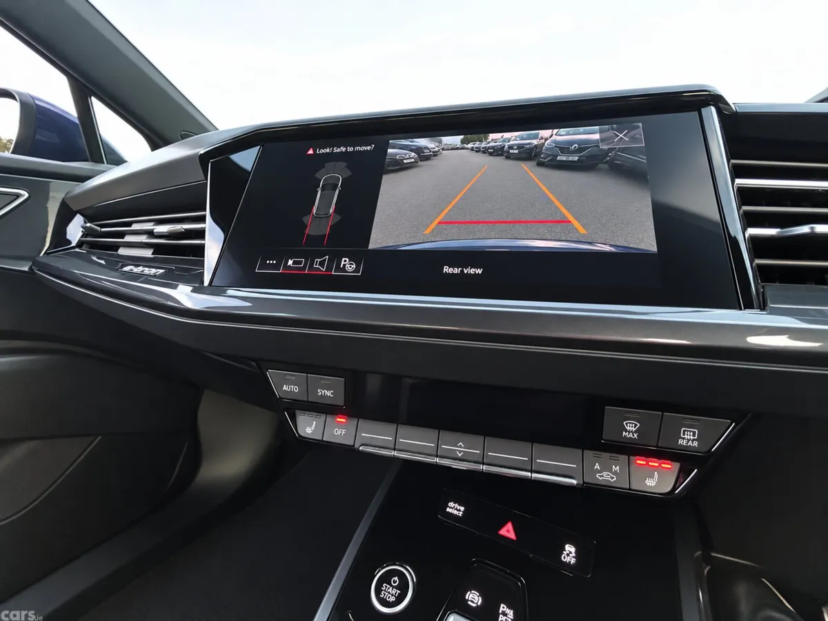 Audi e-tron SUV, Electric, 2023, Blue