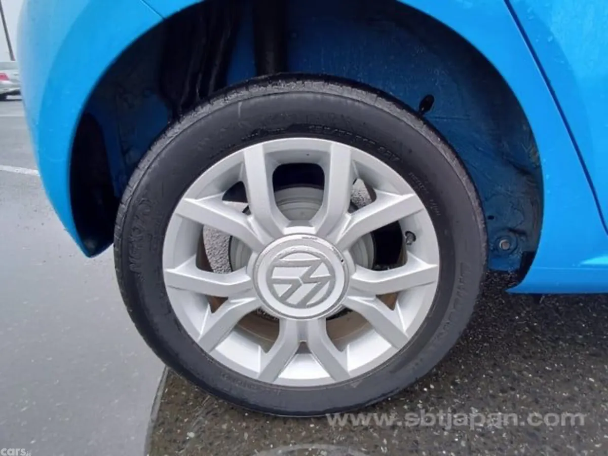 Volkswagen up! Hatchback, Petrol, 2015, Blue