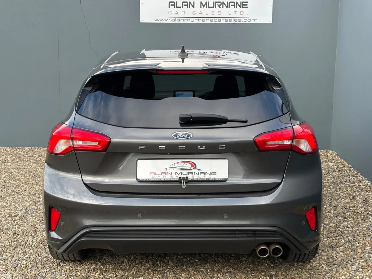 Ford Focus Hatchback, Diesel, 2020, Grey