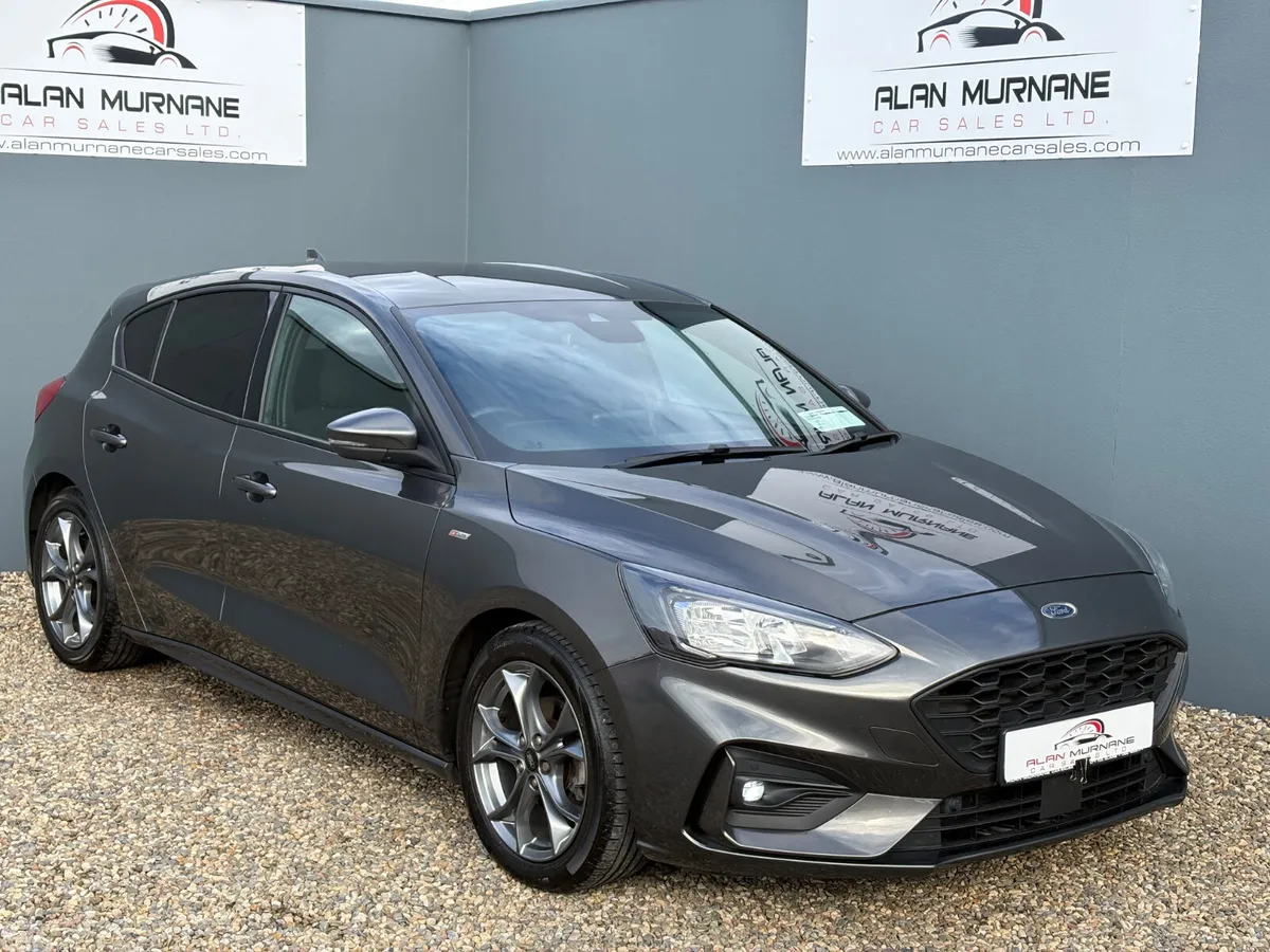 Ford Focus Hatchback, Diesel, 2020, Grey