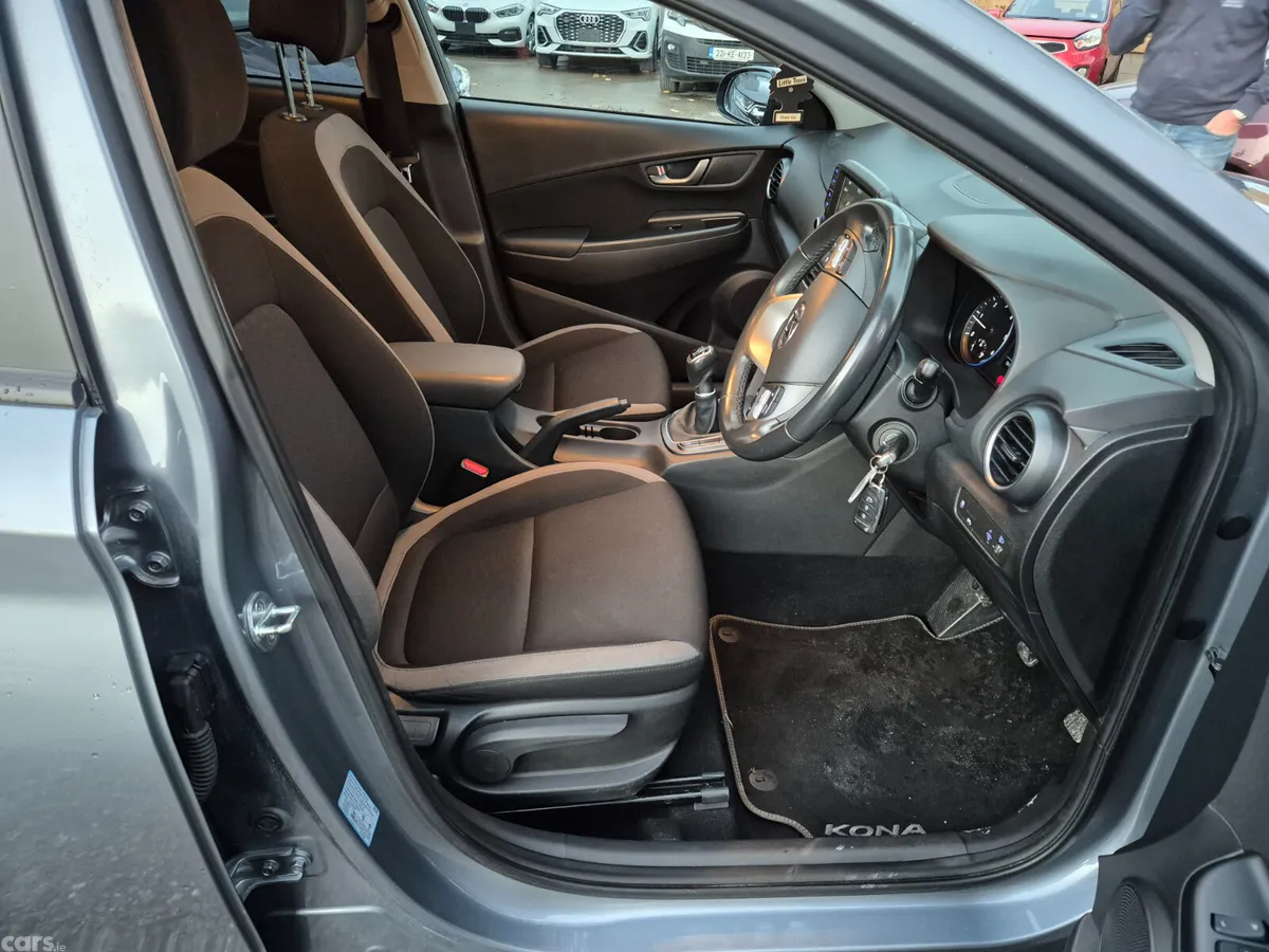 Hyundai KONA MPV, Diesel, 2019, Grey