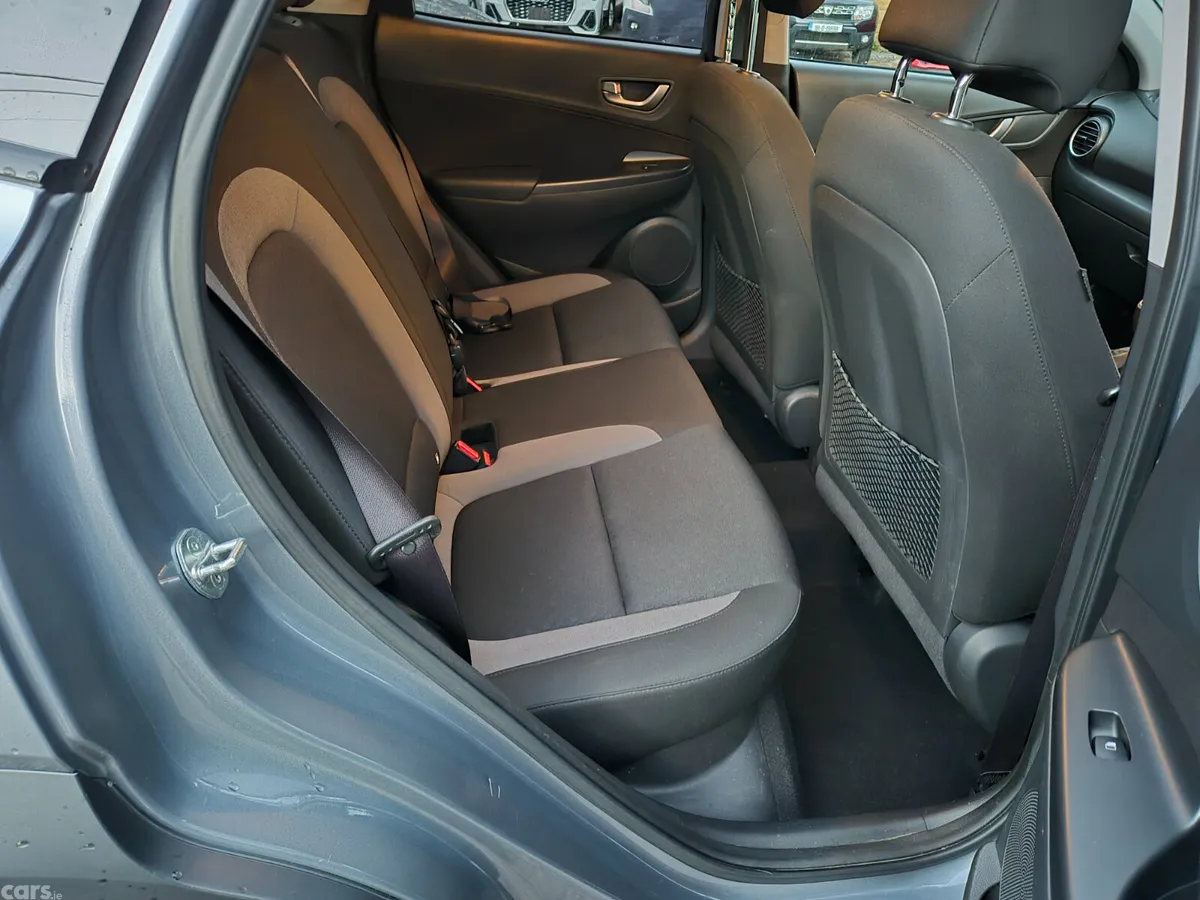 Hyundai KONA MPV, Diesel, 2019, Grey