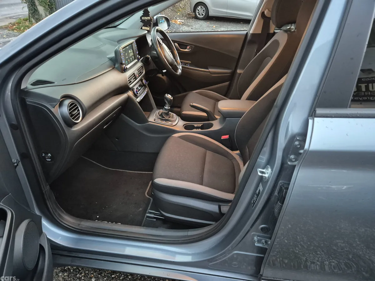 Hyundai KONA MPV, Diesel, 2019, Grey
