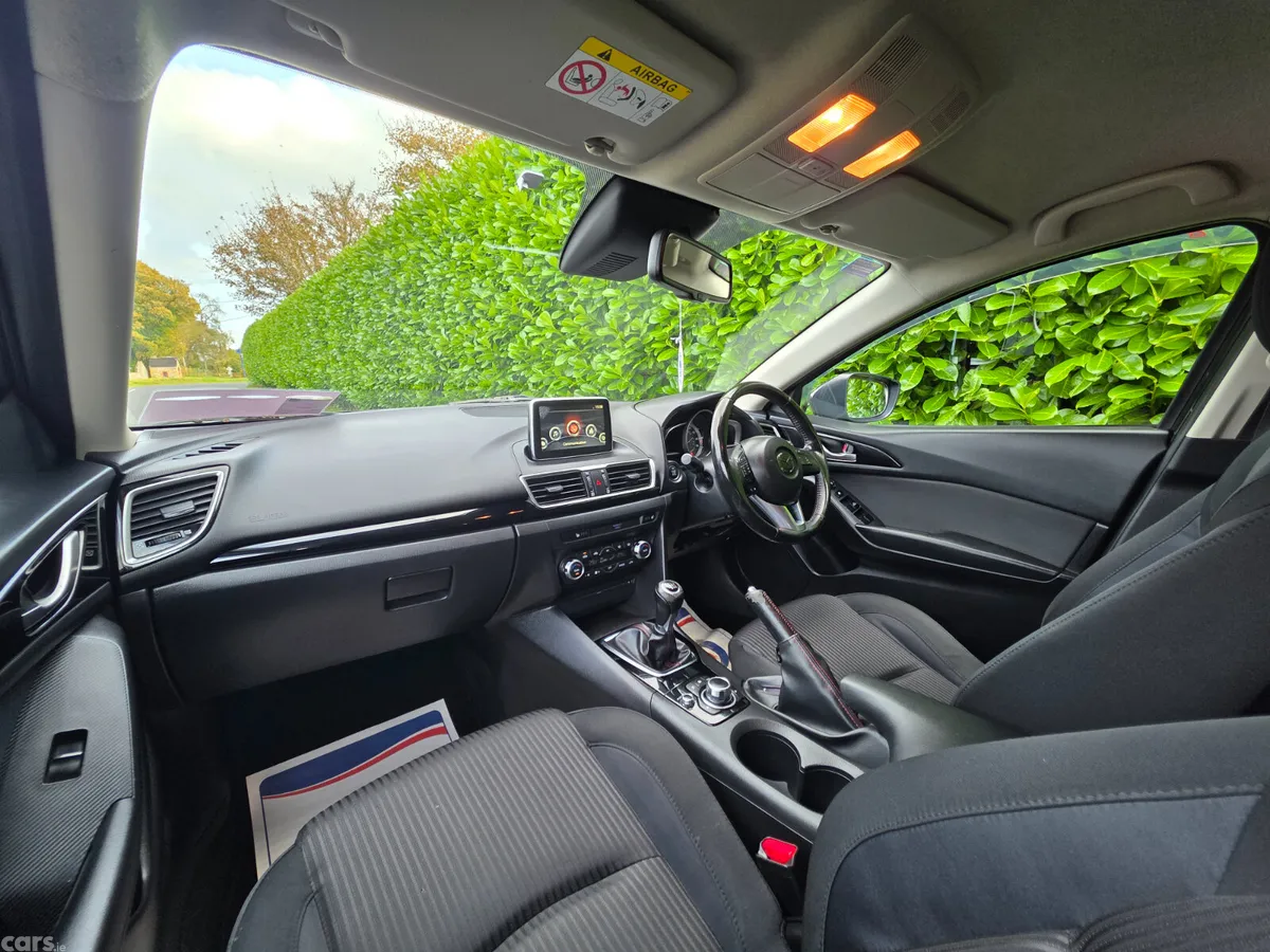 Mazda Mazda3 Hatchback, Diesel, 2016, Black