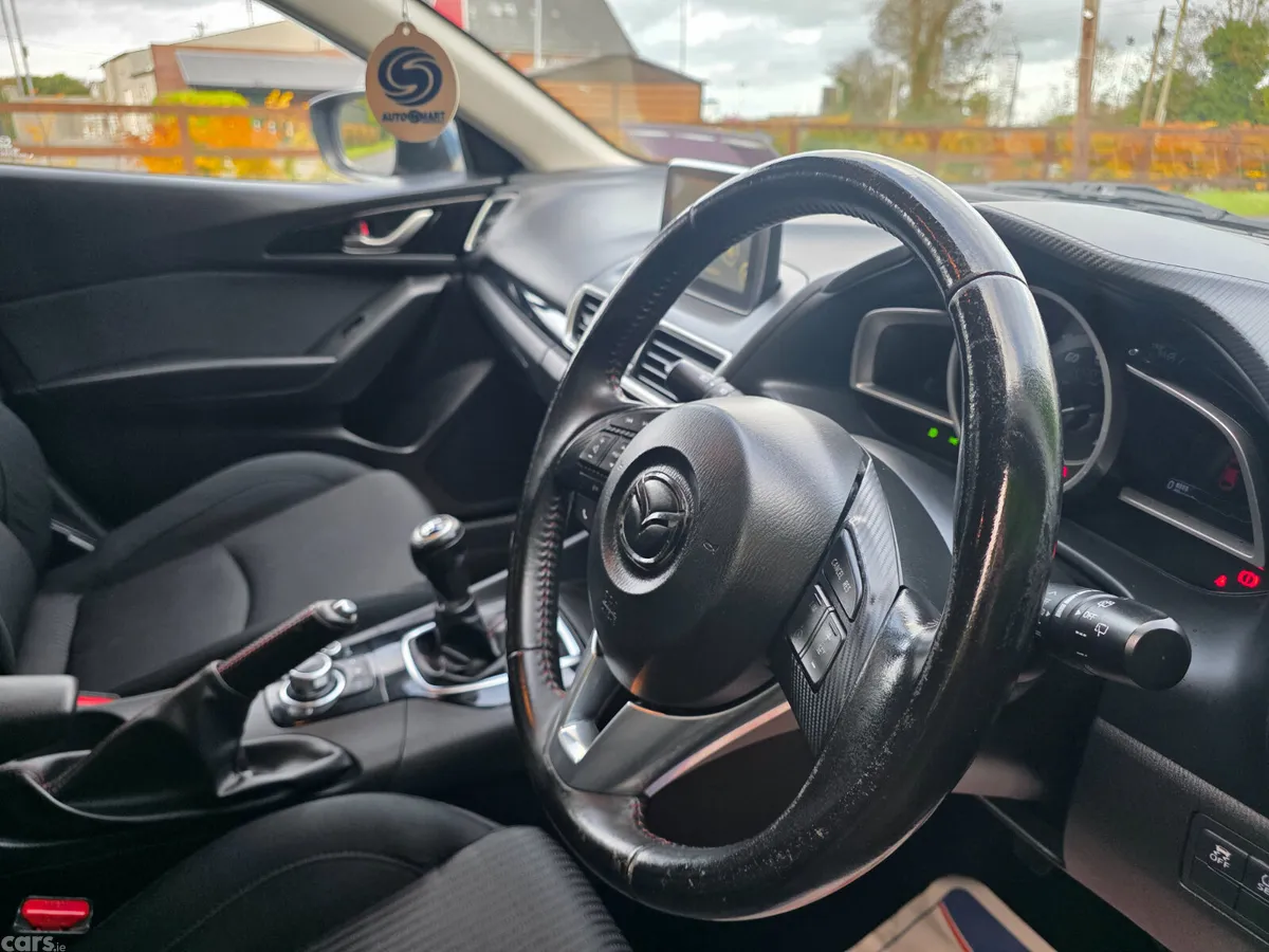 Mazda Mazda3 Hatchback, Diesel, 2016, Black