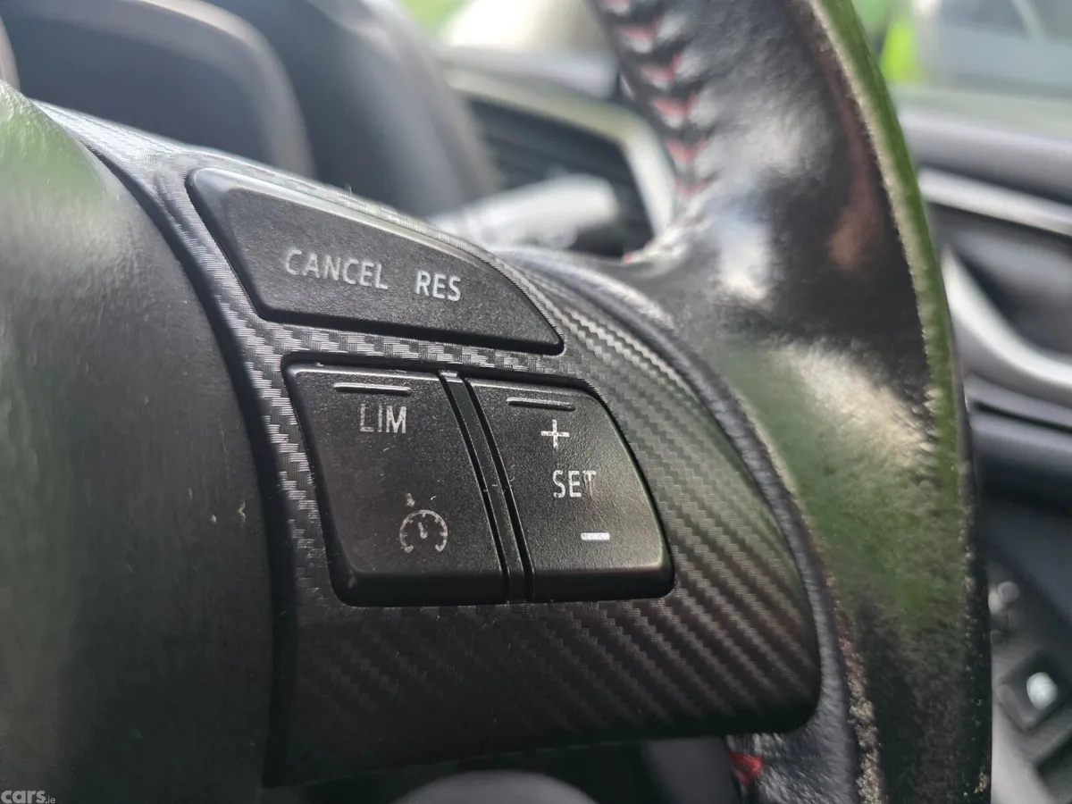 Mazda Mazda3 Hatchback, Diesel, 2016, Black