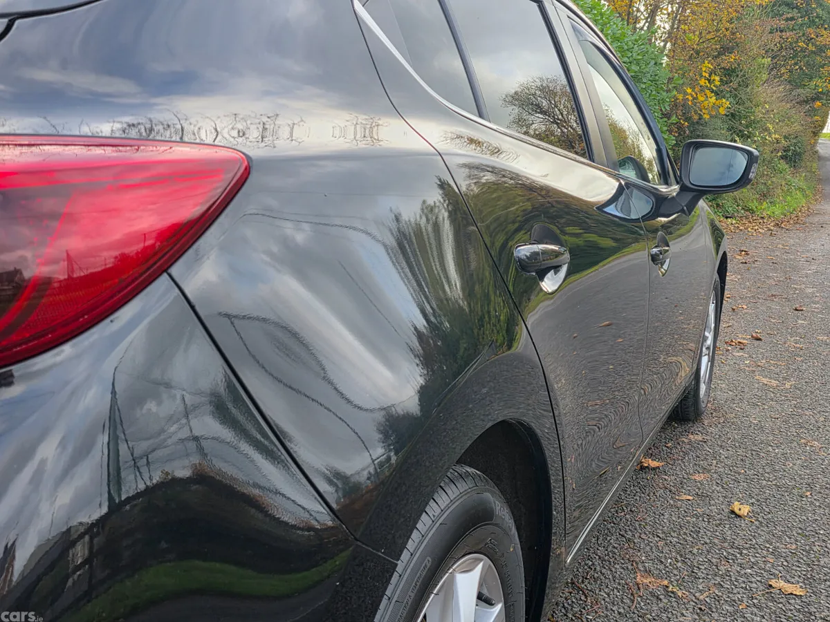 Mazda Mazda3 Hatchback, Diesel, 2016, Black