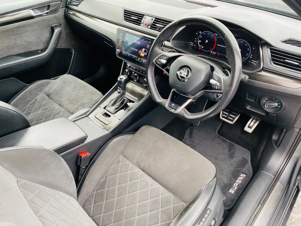 Skoda Superb Saloon, Diesel, 2022, Grey