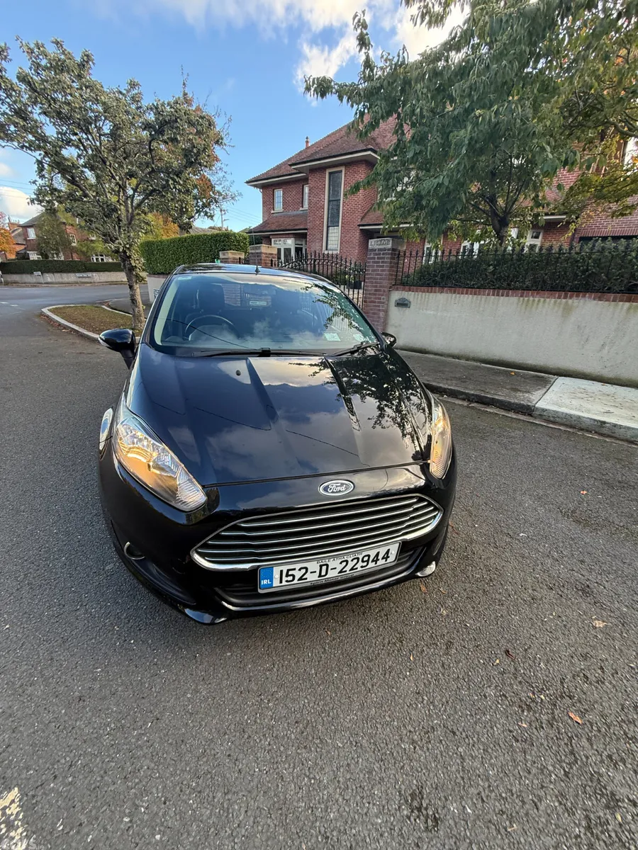 Ford Fiesta Hatchback, Petrol, 2015, Black