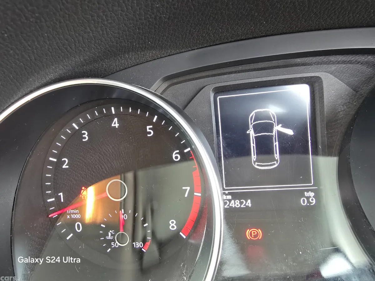 Volkswagen Polo Hatchback, Petrol, 2017, White