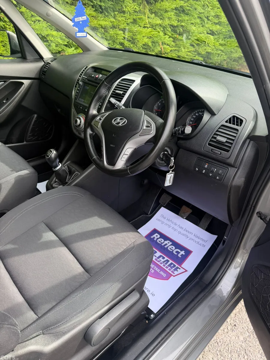 Hyundai ix20 MPV, Petrol, 2020, Grey