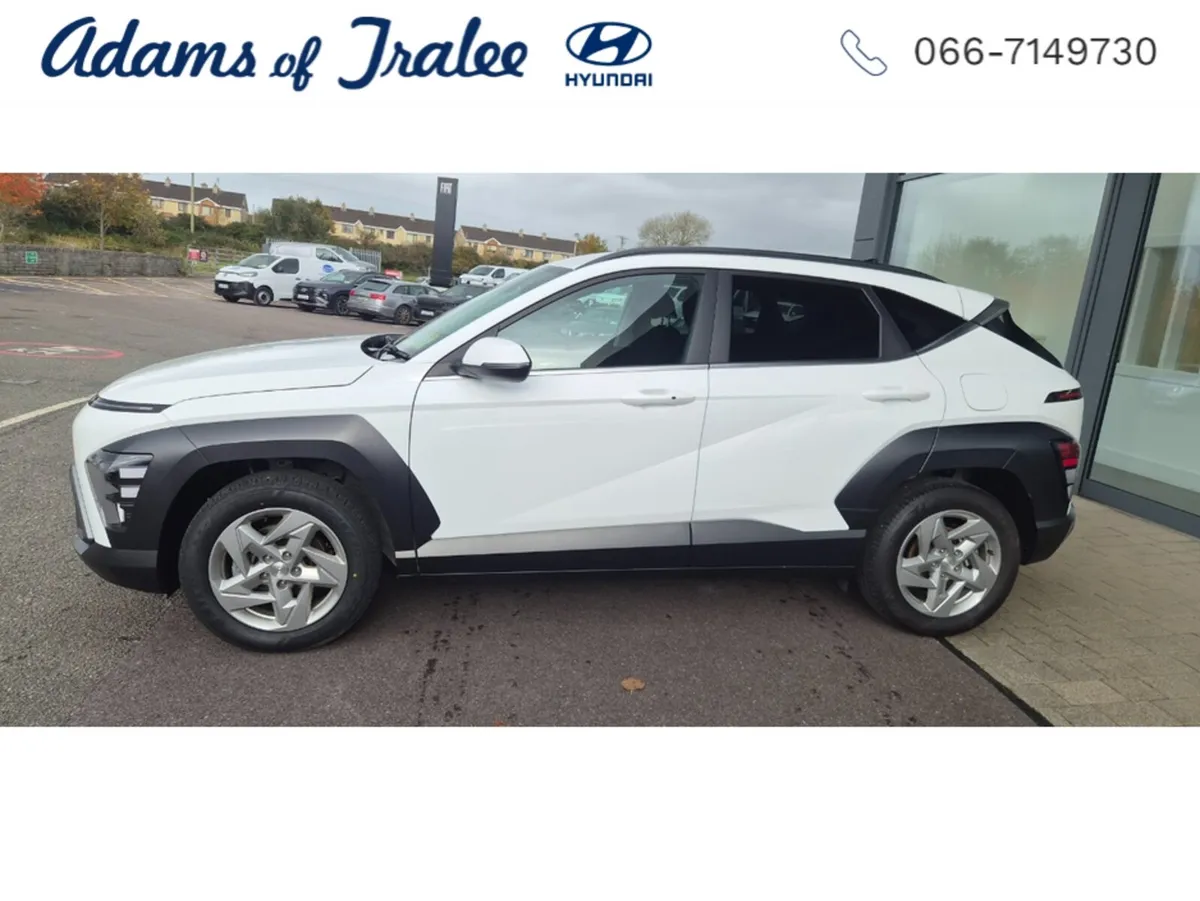 Hyundai KONA MPV, Petrol, 2026, White