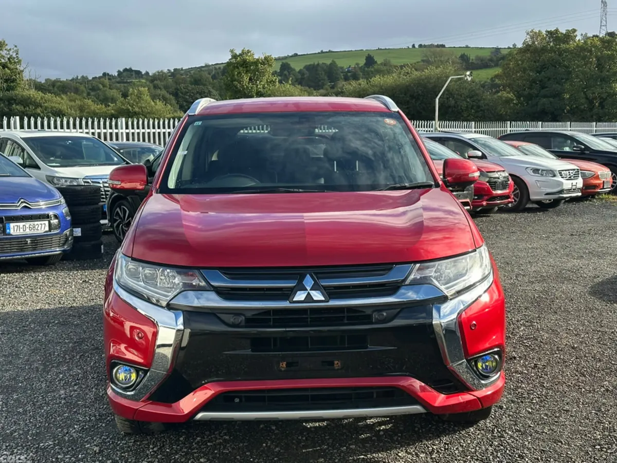 Mitsubishi Outlander SUV, Petrol Plug-in Hybrid, 2015, Red