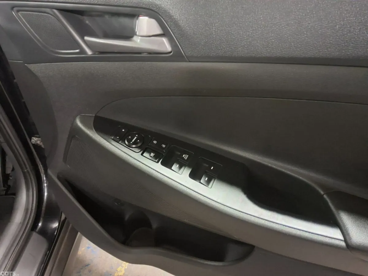 Hyundai Tucson SUV, Petrol, 2018, Black