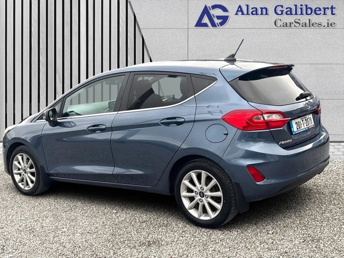 Ford Fiesta Hatchback, Petrol, 2020, Blue