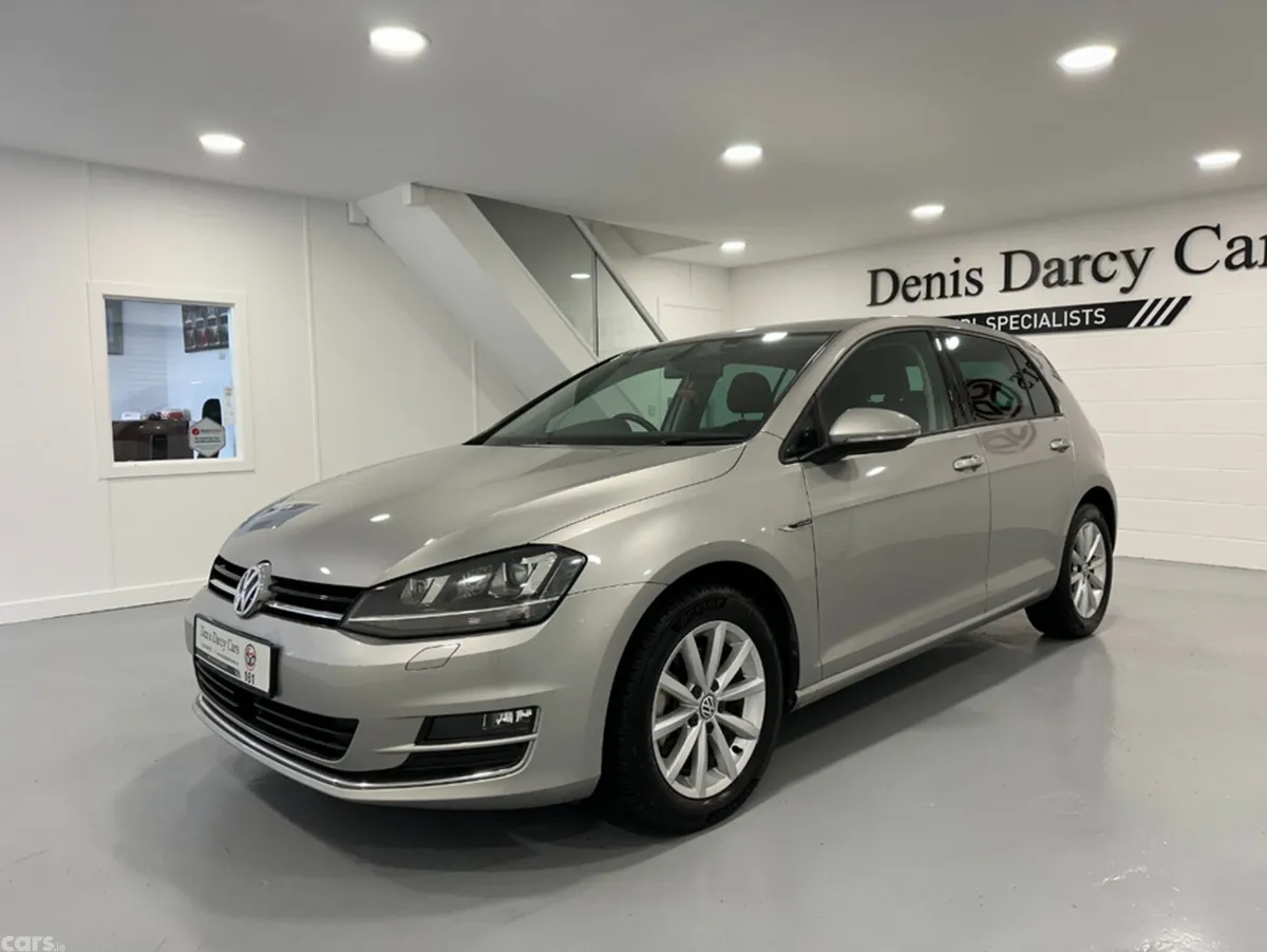 Volkswagen Golf Hatchback, Petrol, 2016, Silver