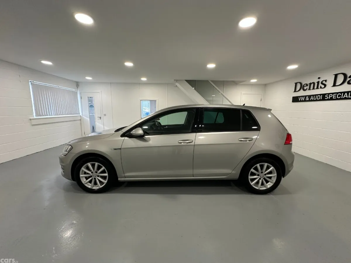 Volkswagen Golf Hatchback, Petrol, 2016, Silver