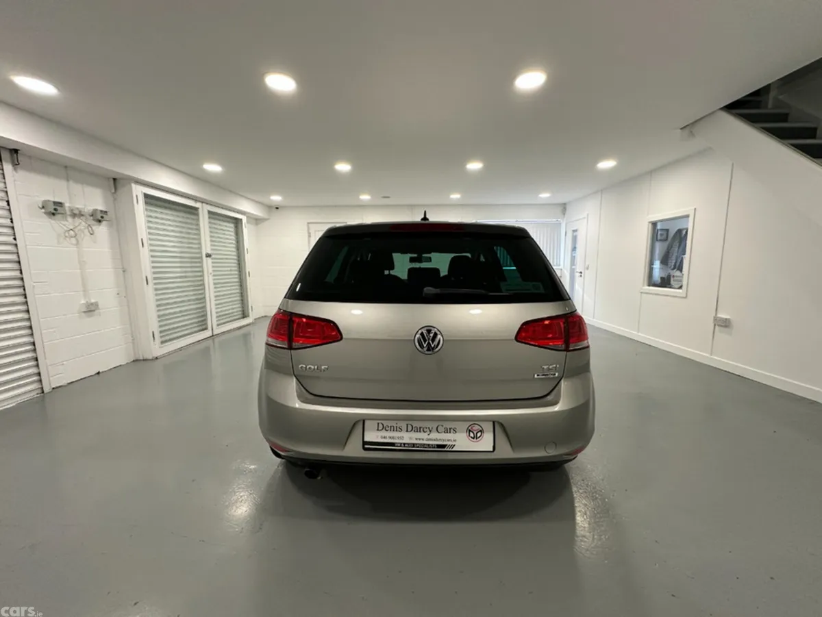 Volkswagen Golf Hatchback, Petrol, 2016, Silver