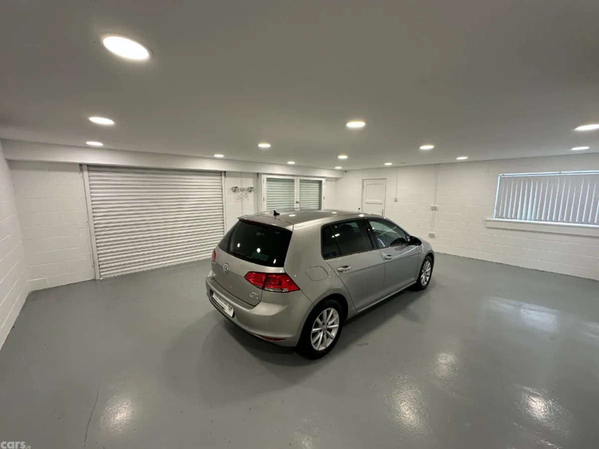 Volkswagen Golf Hatchback, Petrol, 2016, Silver
