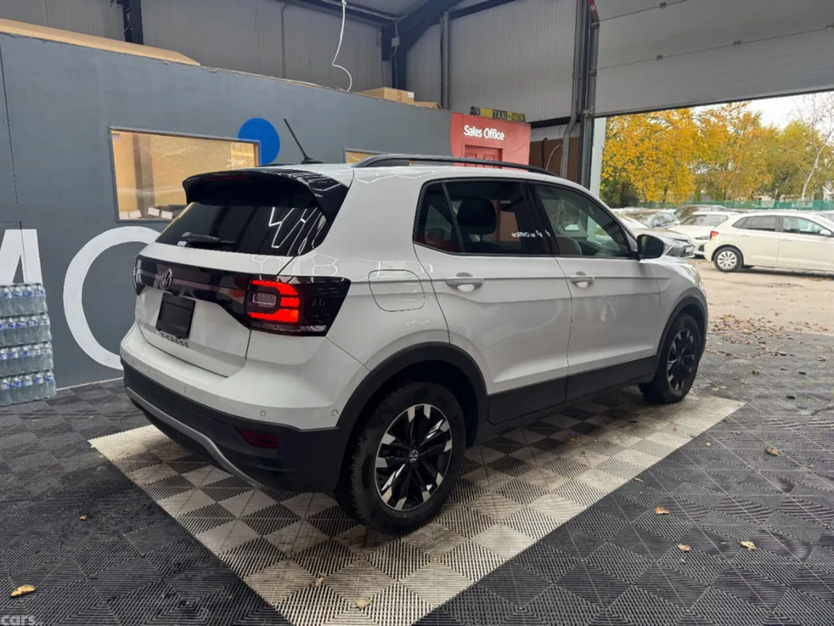 Volkswagen T-Cross SUV, Petrol, 2022, White
