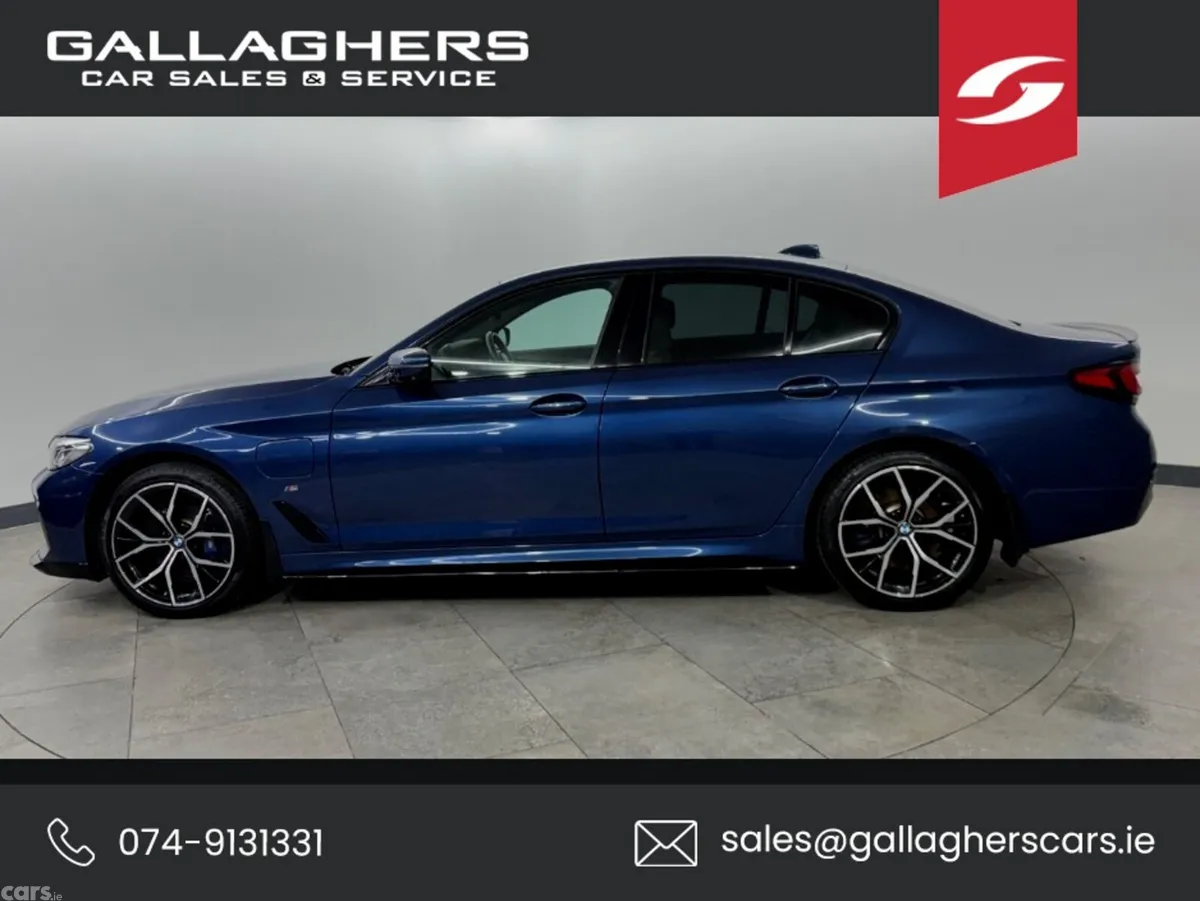 BMW 5-Series Saloon, Petrol Plug-in Hybrid, 2020, Blue
