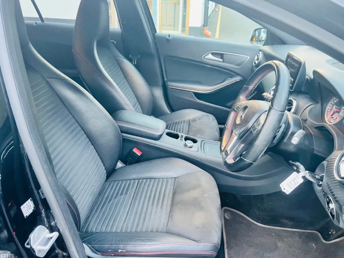 Mercedes-Benz A-Class Hatchback, Petrol, 2014, Black