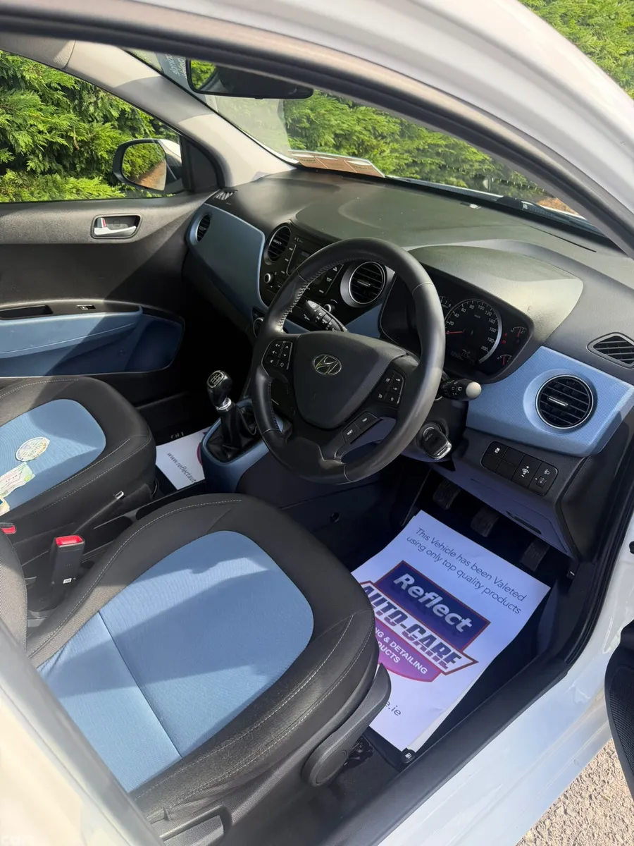 Hyundai i10 Hatchback, Petrol, 2017, White