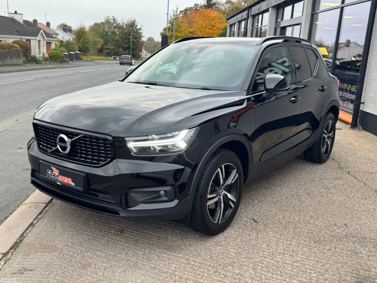 Volvo XC40 SUV, Petrol, 2020, Black