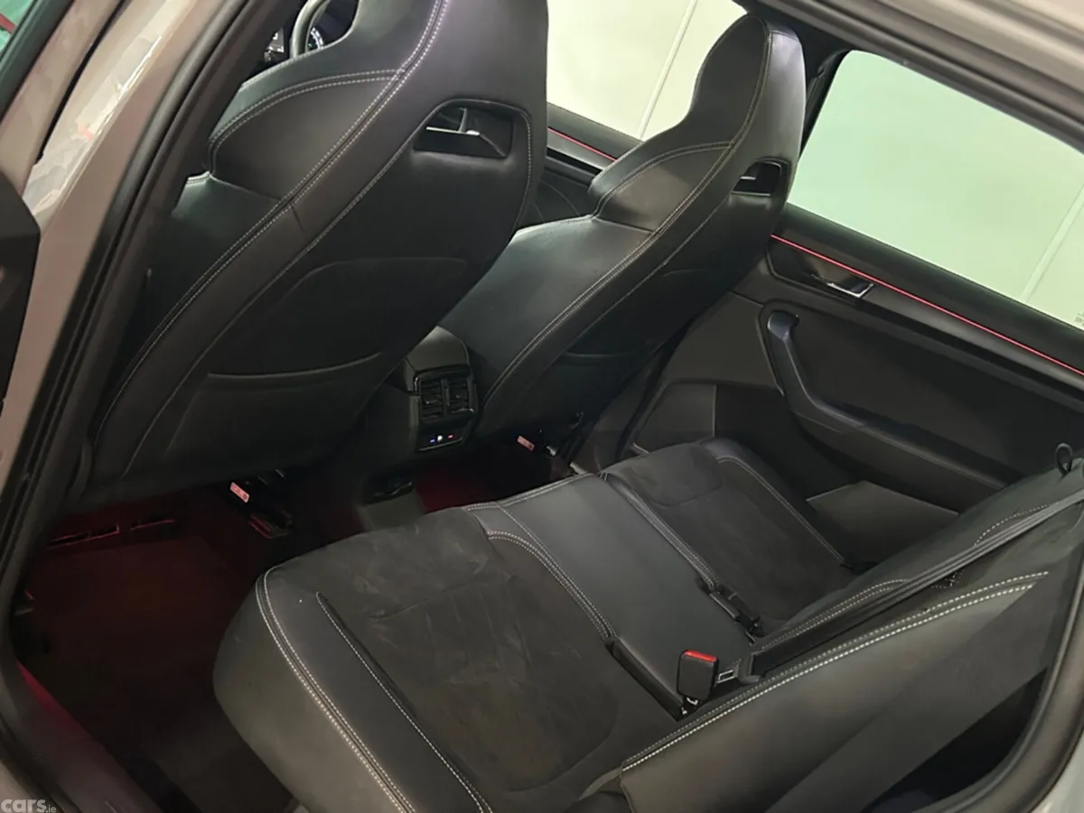 Skoda Kodiaq Estate, Diesel, 2022, Grey