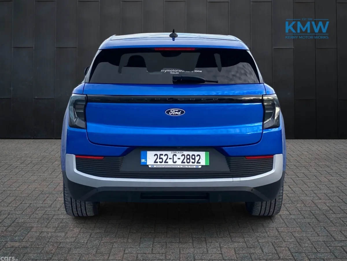 Ford Explorer SUV, Electric, 2025, Blue